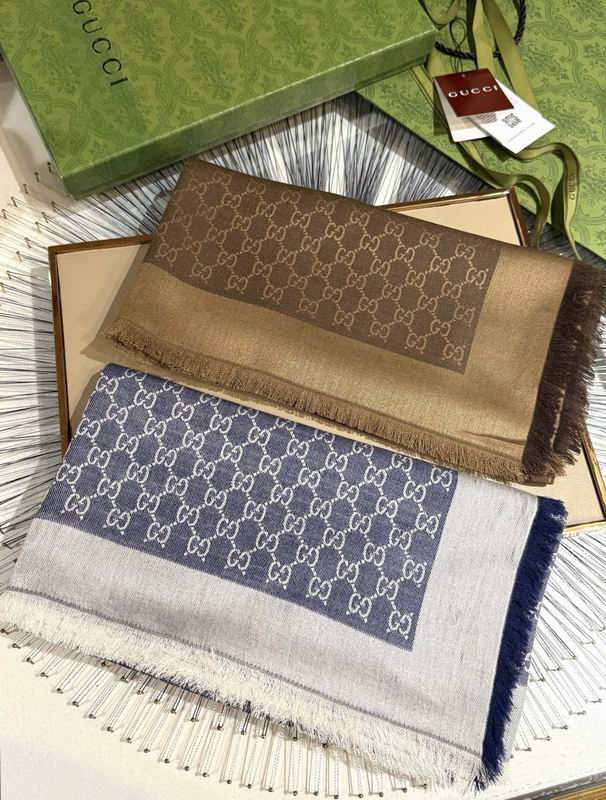 Gucci scarf 140X140cm E082554